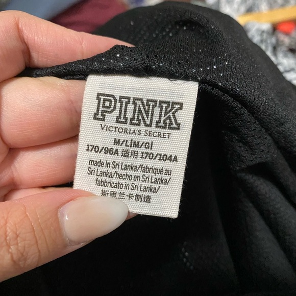 PINK VS Raincoat - Picture 3 of 3